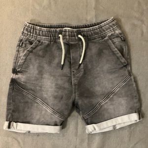 Zara men jeans shorts. Size medium / 31
